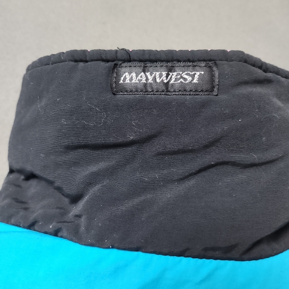 Maywest 80's / 90's style women's winter jacket size 12 Made In Canada - Picture 3 of 14